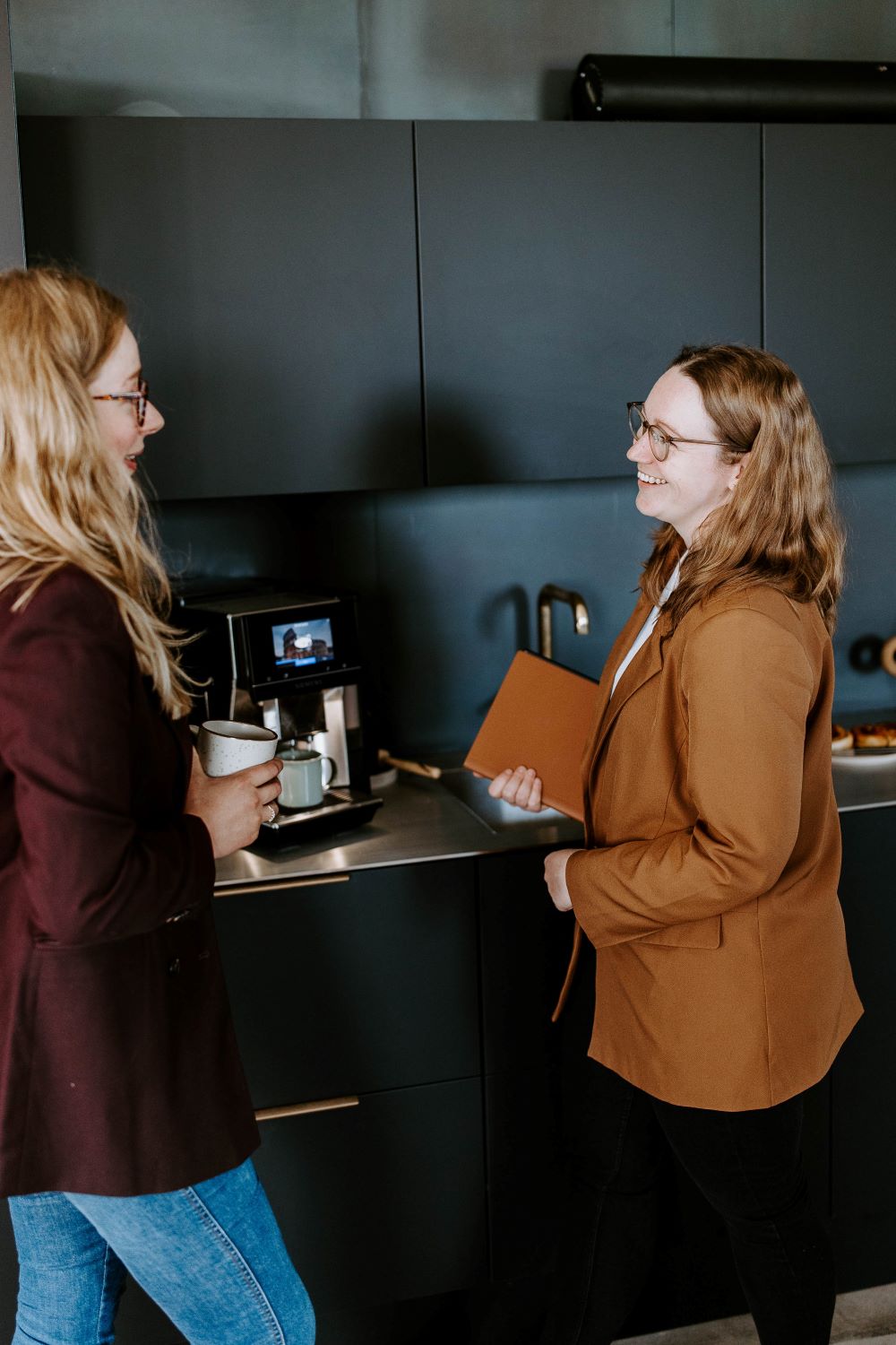 Kommunikationskonsulent og LinkedIn specialist ved kaffemaskine